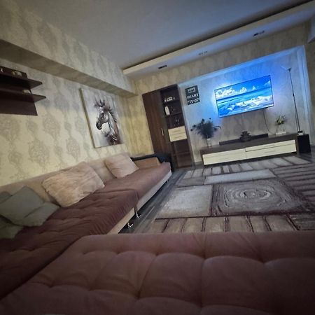 Luxury Apartment Букурещ Екстериор снимка