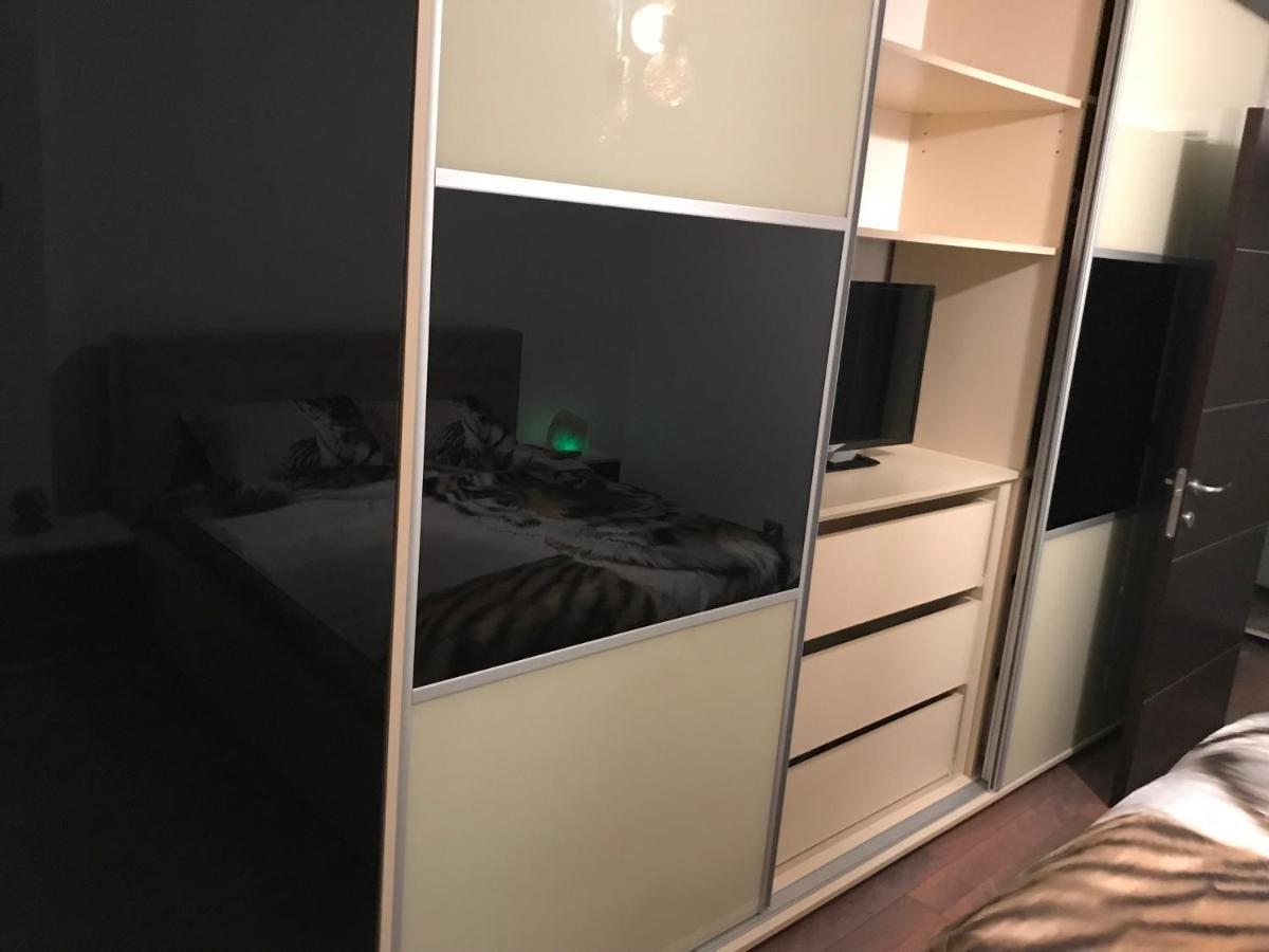 Luxury Apartment Букурещ Екстериор снимка