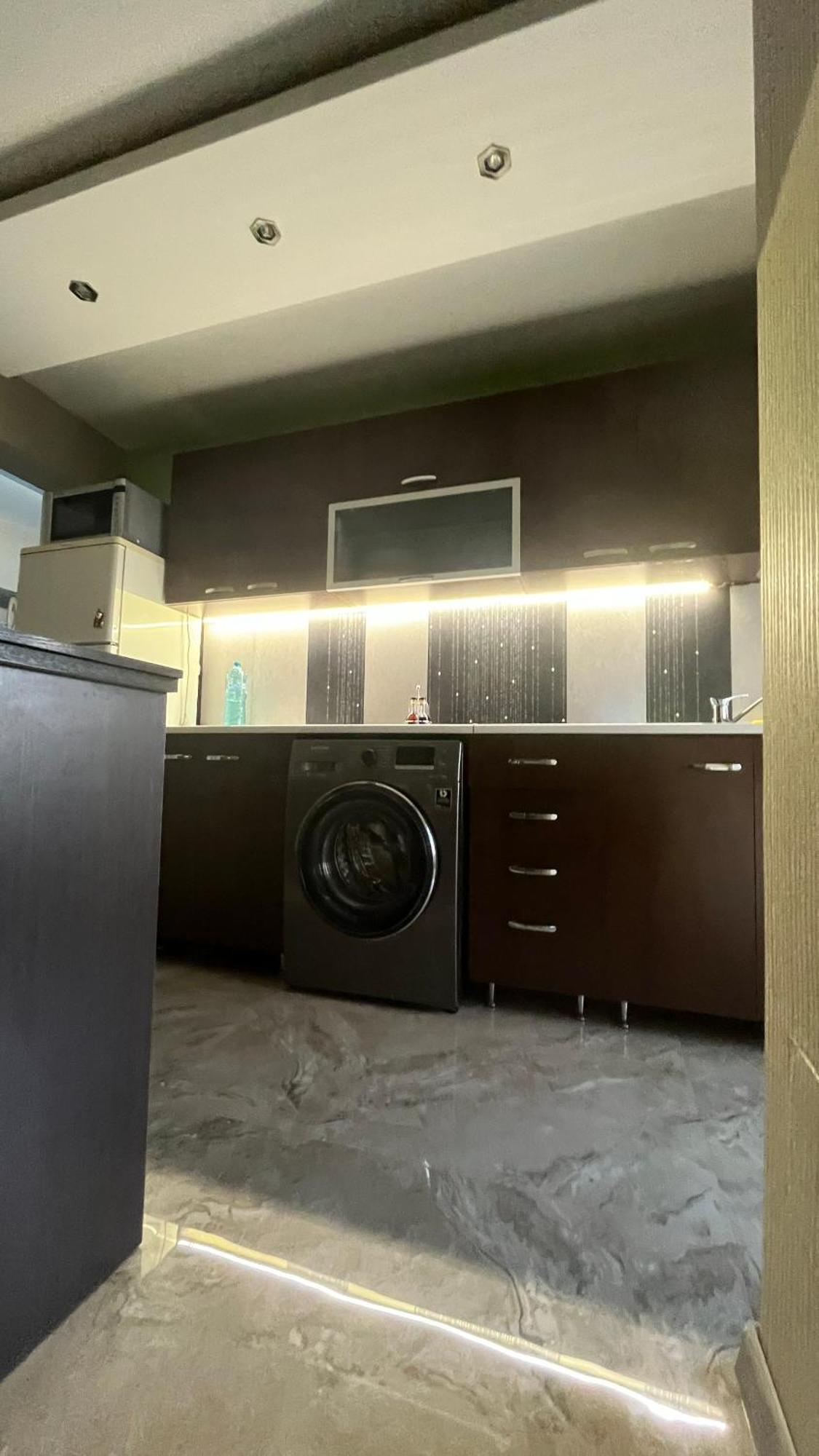 Luxury Apartment Букурещ Екстериор снимка